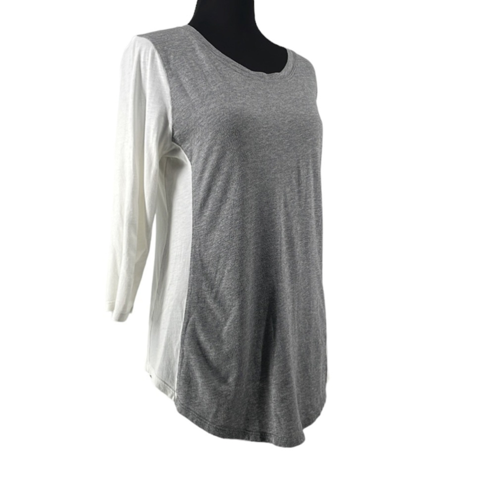 Aritzia Babaton t shirt Color block 3/4 length sleeve cozy casual minimalist M